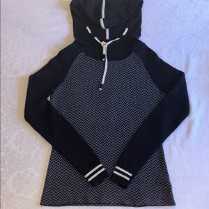 Smartwool  Dacono Wool Blend Hooded Baselayer Top Medium